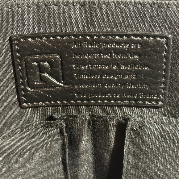 Relic Zip Around Crossbody Black Handbag Vegan Leather Adjustable Strap - Picture 3 of 15